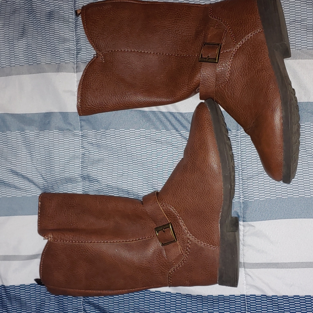 Oshkosh boots